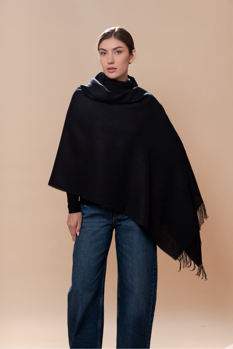 Classic Shawl - SUYANAANDESLEGACY